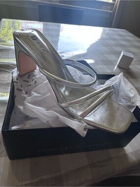 Silver Metallic Square-Toe Strappy Mule